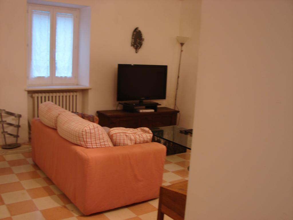 Отель La Casina Delle Fate Нумана Экстерьер фото
